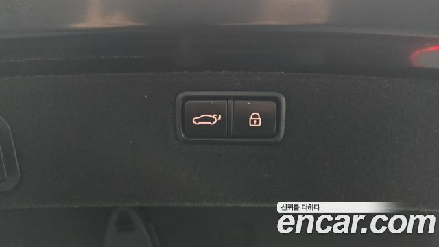 Genesis G80 2017 — photo 20