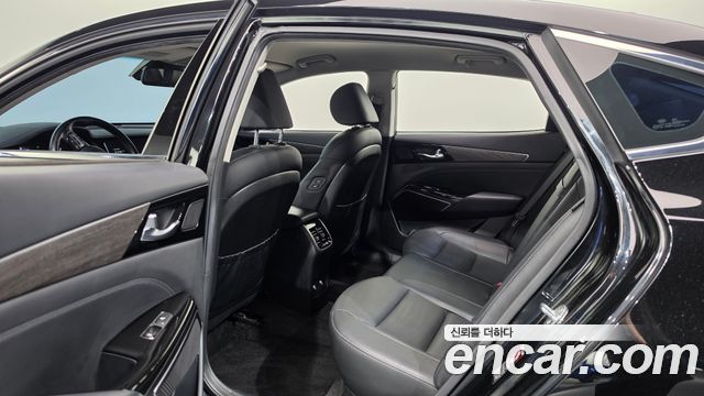 Kia K7 2020 — photo 11