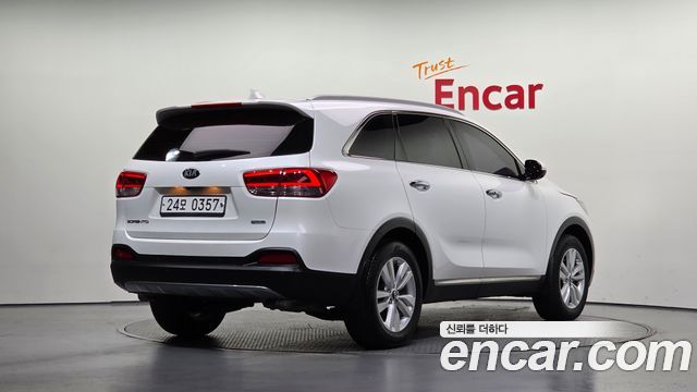 Kia Sorento 2017 — photo 2