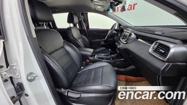 Kia Sorento 2017 — photo 10