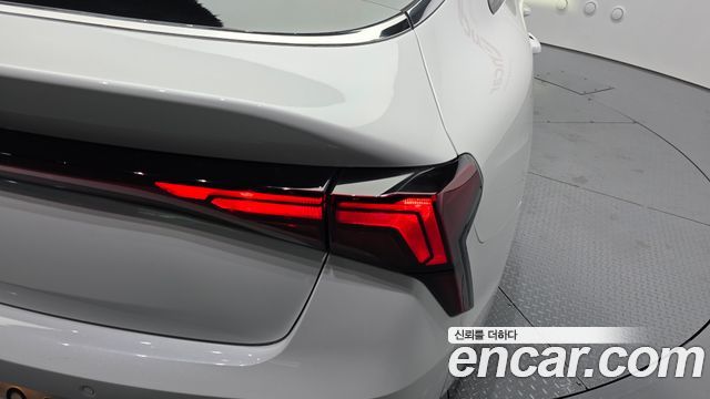 Kia K5 2024 — photo 9