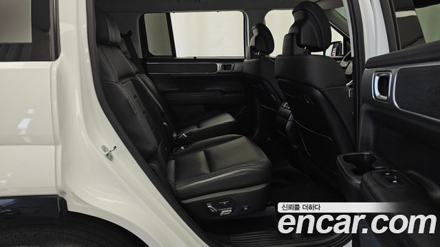 Hyundai Santafe 2024 — photo 17