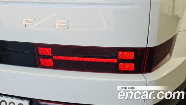 Hyundai Santafe 2024 — photo 9