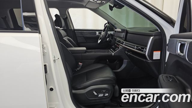 Hyundai Santafe 2024 — photo 16