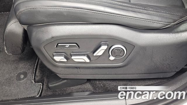 Hyundai Santafe 2024 — photo 32