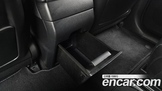 Hyundai Santafe 2024 — photo 35