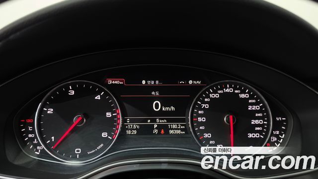 Audi A7 2012 — photo 8