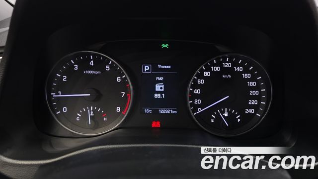 Hyundai AVANTE 2016 — photo 8