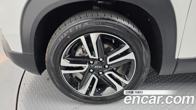 Chevrolet Korea Trailblazer 2022 — photo 5