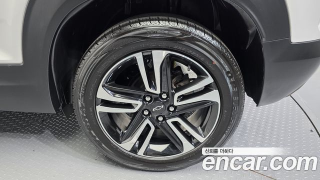 Chevrolet Korea Trailblazer 2022 — photo 7