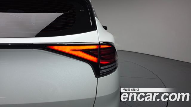 Kia Sportage 2023 — photo 9
