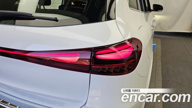Mercedes-Benz EQA 2026 — photo 9