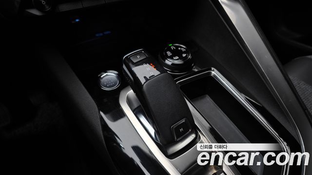 Peugeot 5008 2020 — photo 12