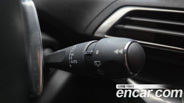 Peugeot 5008 2020 — photo 26