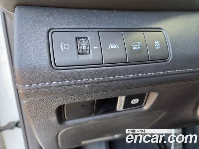 Hyundai Santafe 2021 — photo 16