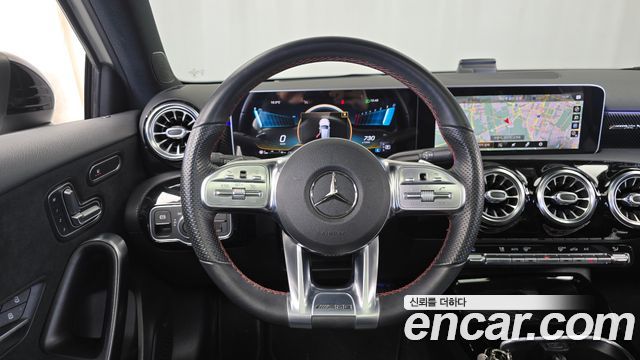 Mercedes-Benz A-Class 2020 — photo 20