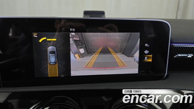 Mercedes-Benz A-Class 2020 — photo 21