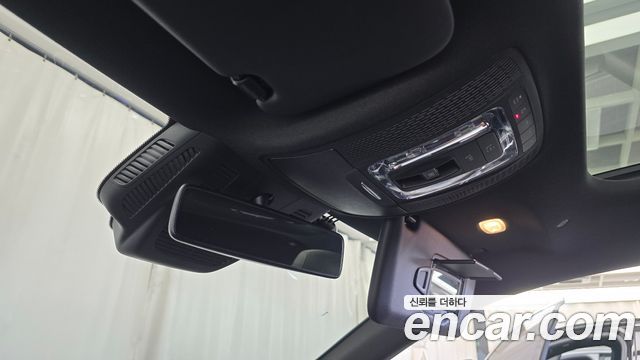 Mercedes-Benz A-Class 2020 — photo 27