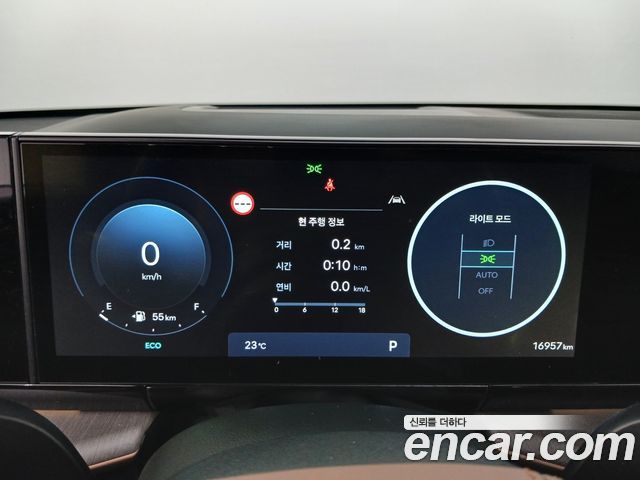 Hyundai Grandeur 2023 — photo 11