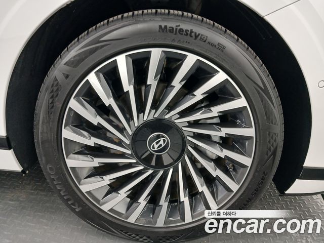Hyundai Grandeur 2023 — photo 7