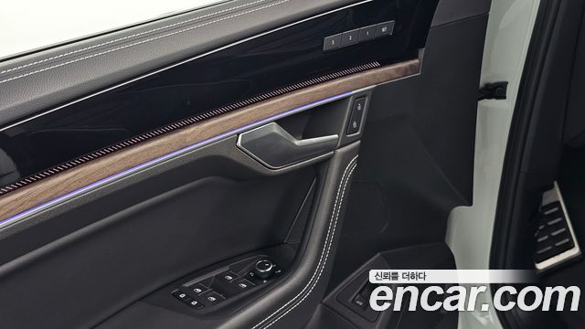 Volkswagen Touareg 2024 — photo 16