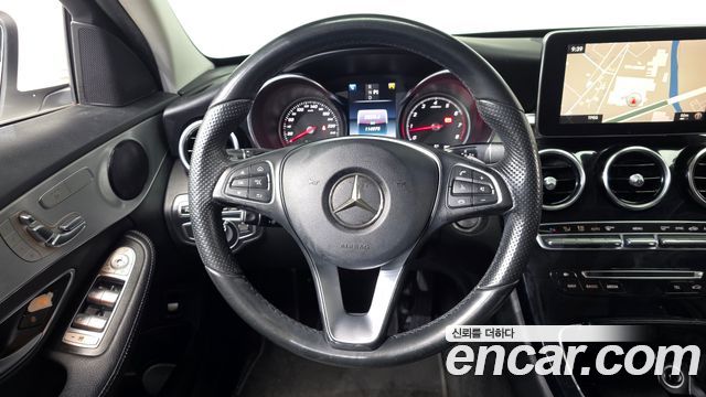 Mercedes-Benz C-Class 2016 — photo 13