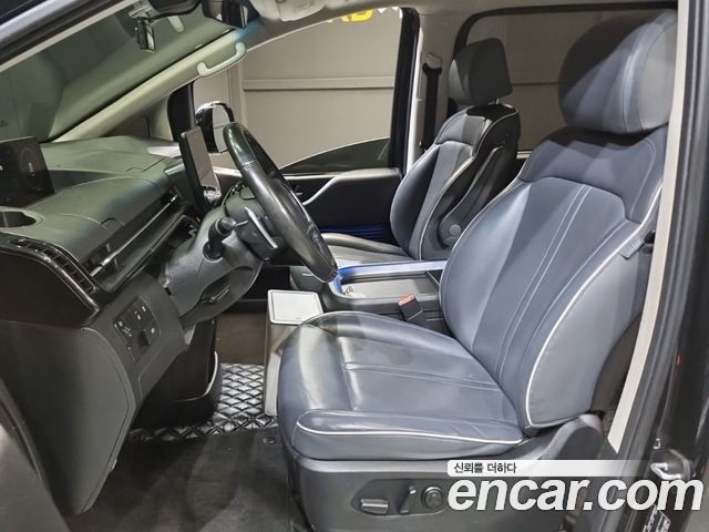 Hyundai Staria 2022 — photo 15