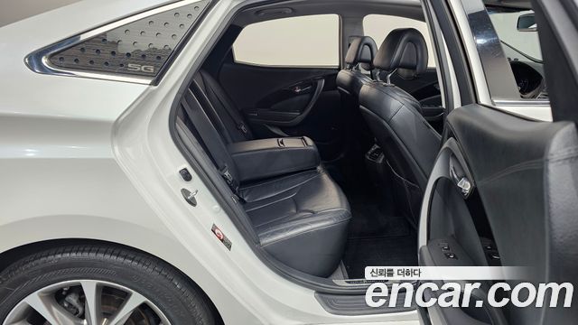 Hyundai Grandeur 2015 — photo 12