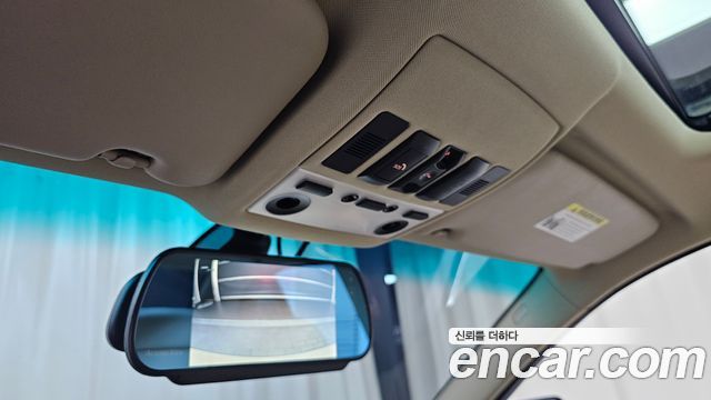 BMW 5-Series 2008 — photo 22