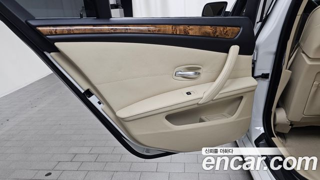 BMW 5-Series 2008 — photo 15