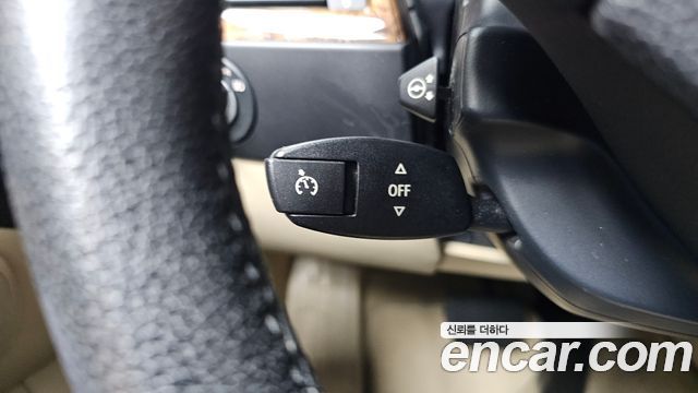 BMW 5-Series 2008 — photo 28