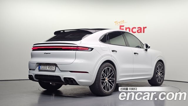 Porsche Cayenne 2024 — photo 2
