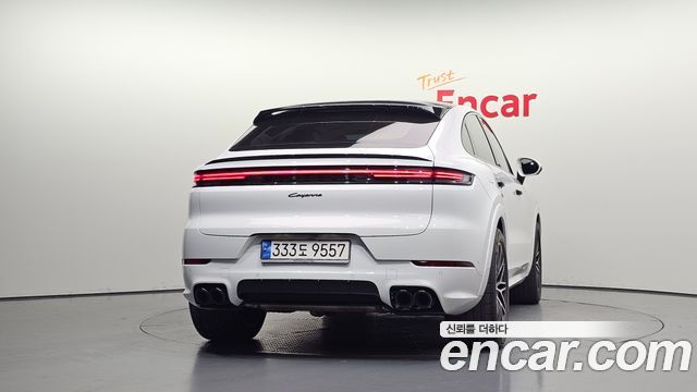 Porsche Cayenne 2024 — photo 4