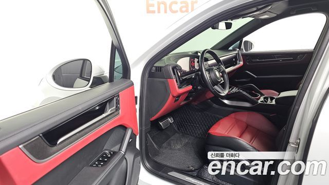 Porsche Cayenne 2024 — photo 10