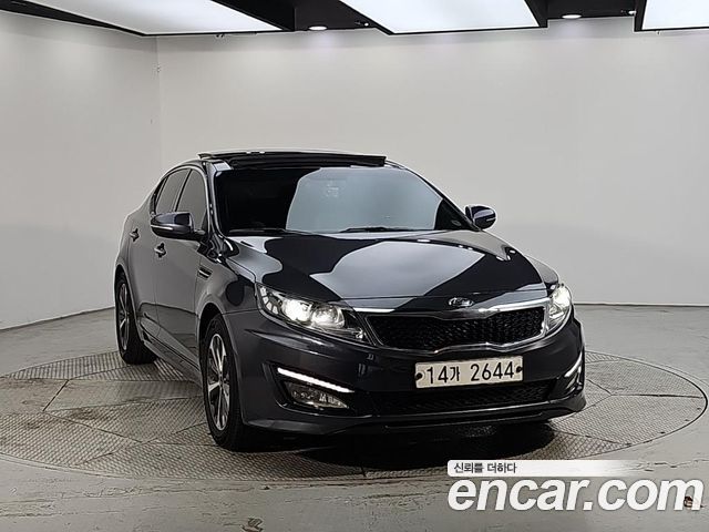 Kia K5 2011 — photo 2