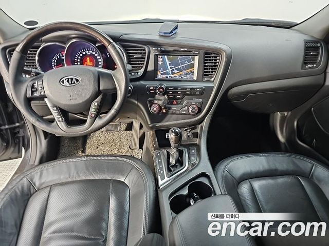 Kia K5 2011 — photo 5