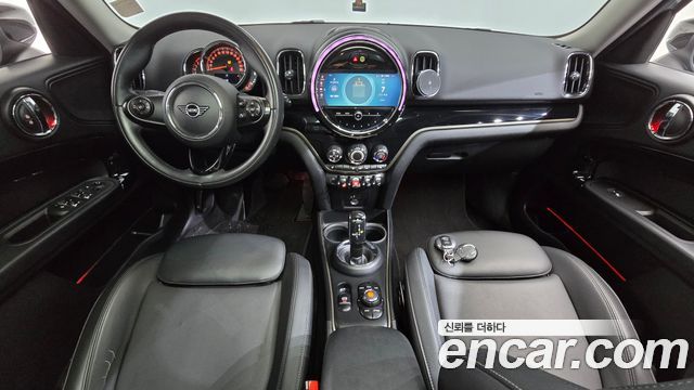 Mini Countryman 2021 — photo 10