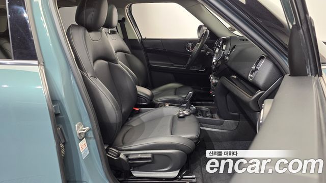 Mini Countryman 2021 — photo 16