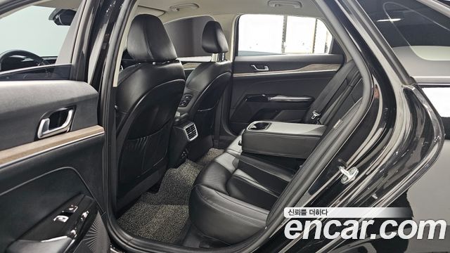 Kia K5 2021 — photo 11