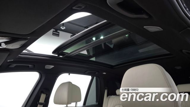 BMW X5 2021 — photo 23