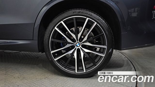 BMW X5 2021 — photo 7