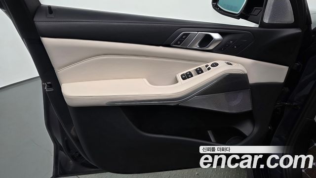 BMW X5 2021 — photo 14