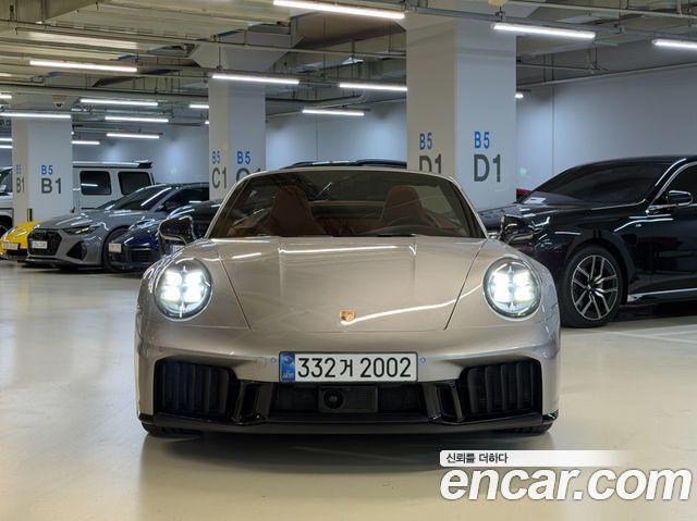 Porsche 911 2026 — photo 2