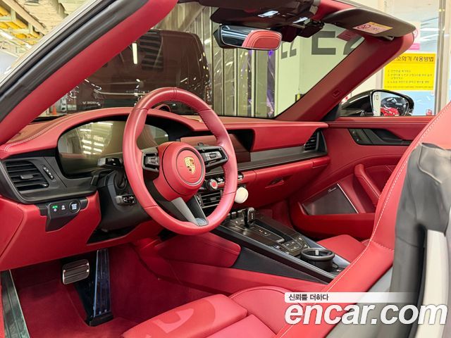 Porsche 911 2026 — photo 9