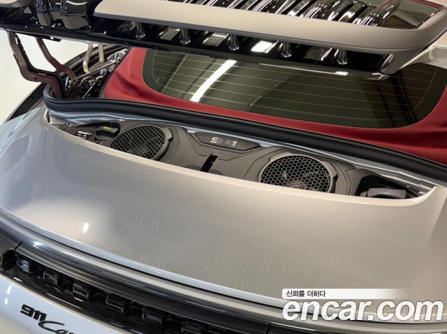 Porsche 911 2026 — photo 19