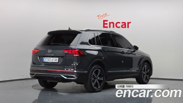 Volkswagen Tiguan 2022 — photo 2