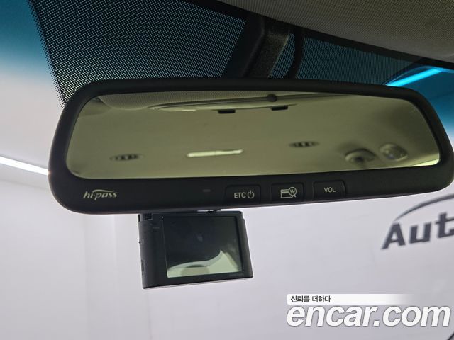 Kia Canival 2016 — photo 8