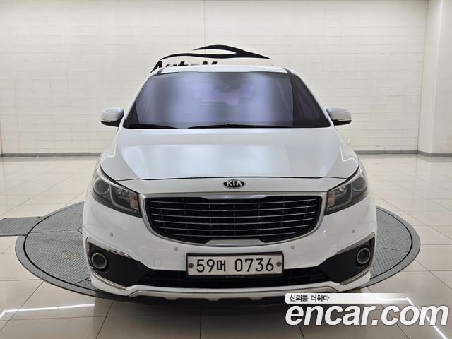 Kia Canival 2016 — photo 13