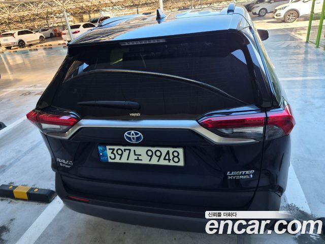 Toyota RAV4 2021 — photo 5