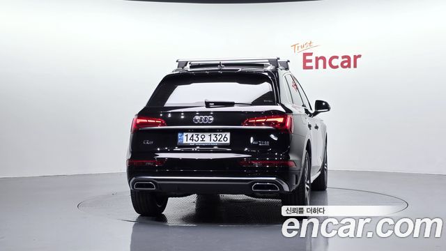 Audi Q5 2022 — photo 4